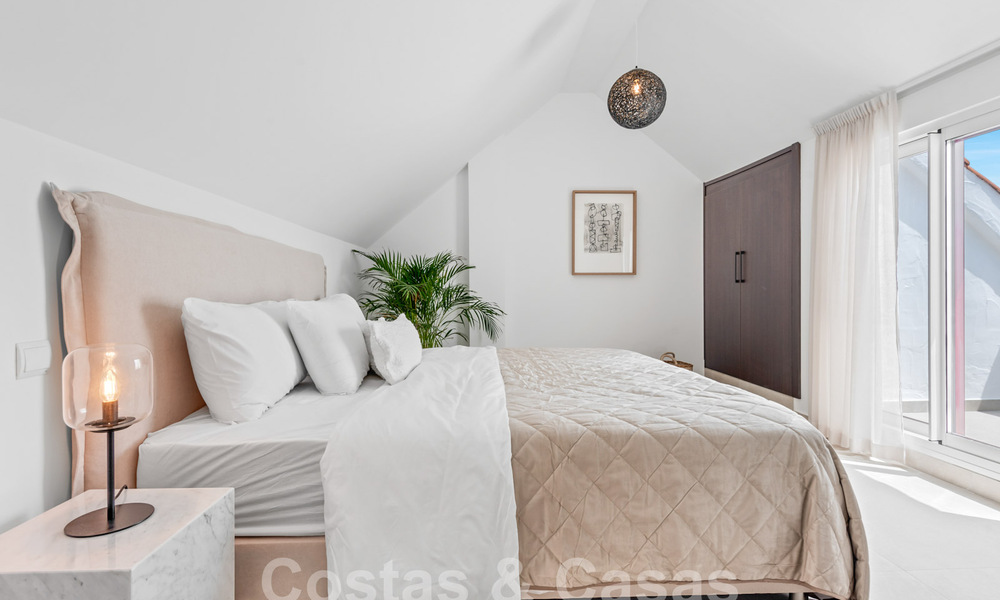 Moderno ático reformado en venta a poca distancia de todos los servicios y Puerto Banús en Nueva Andalucía, Marbella 57429