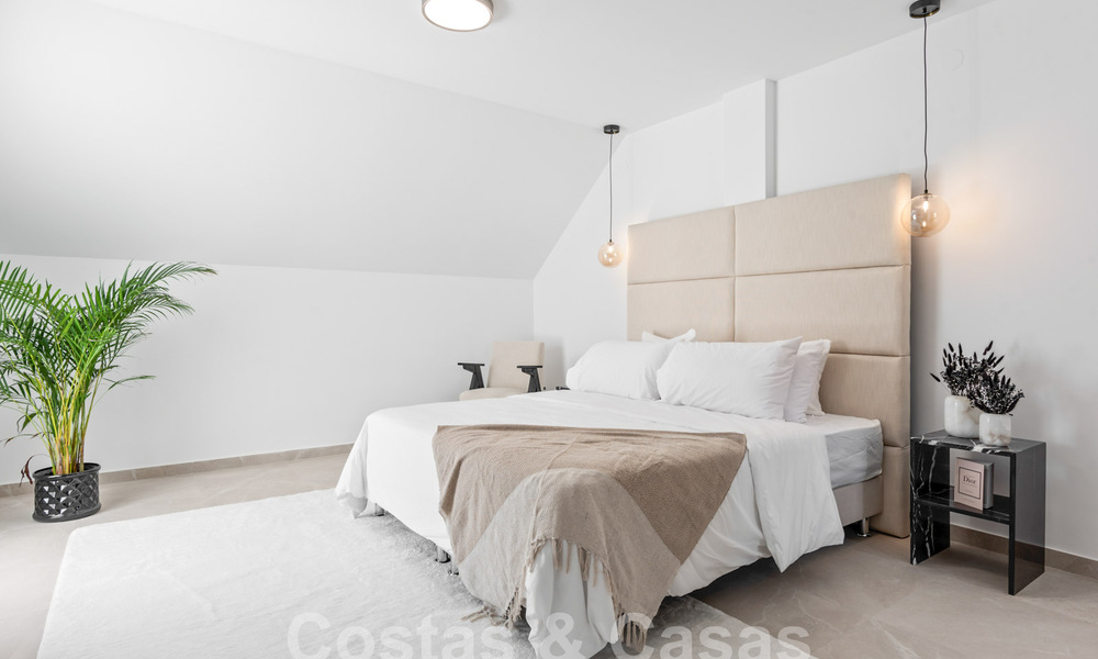 Moderno ático reformado en venta a poca distancia de todos los servicios y Puerto Banús en Nueva Andalucía, Marbella 57433