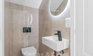 Moderno ático reformado en venta a poca distancia de todos los servicios y Puerto Banús en Nueva Andalucía, Marbella 57438 