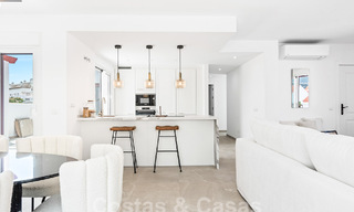 Moderno ático reformado en venta a poca distancia de todos los servicios y Puerto Banús en Nueva Andalucía, Marbella 57443 