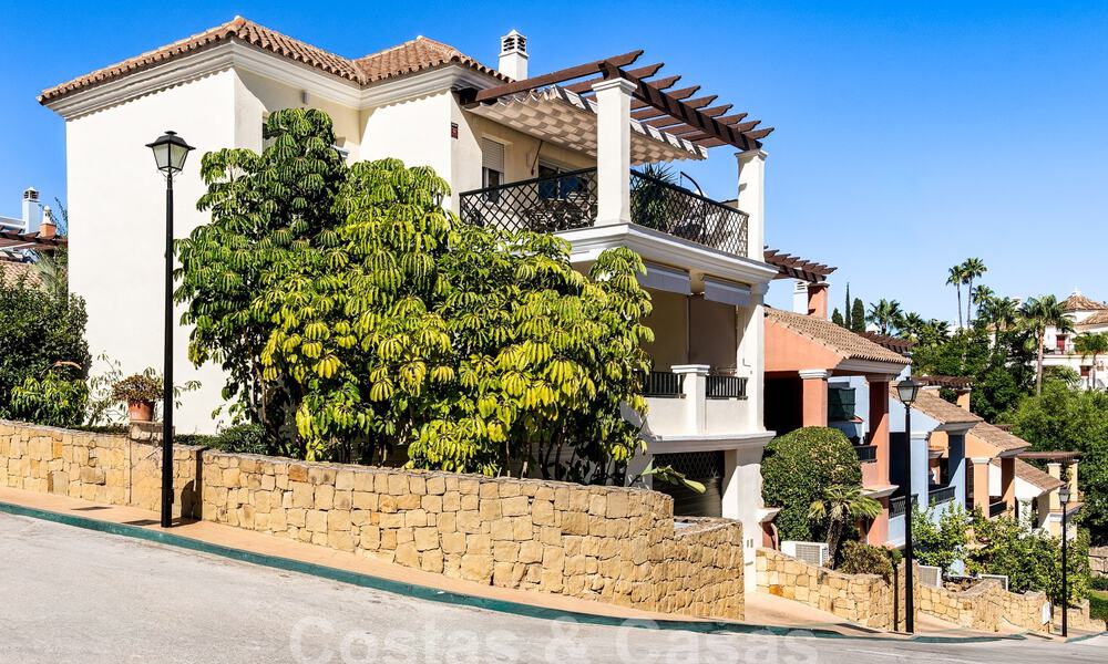 Amplia casa con diseño interior único en venta en Nueva Andalucía, Marbella 57472