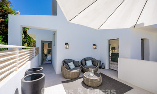 Villa mediterránea de lujo en venta en el corazón del valle del golf de Nueva Andalucía en Marbella 57516 