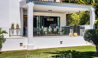 Villa mediterránea de lujo en venta en el corazón del valle del golf de Nueva Andalucía en Marbella 57540 