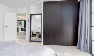 Villa mediterránea de lujo en venta en el corazón del valle del golf de Nueva Andalucía en Marbella 57551 