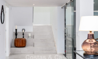 Villa mediterránea de lujo en venta en el corazón del valle del golf de Nueva Andalucía en Marbella 57559 