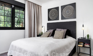 Villa mediterránea de lujo en venta en el corazón del valle del golf de Nueva Andalucía en Marbella 57570 