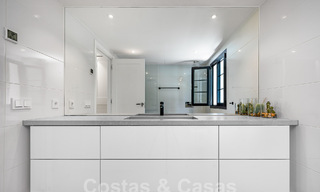 Villa mediterránea de lujo en venta en el corazón del valle del golf de Nueva Andalucía en Marbella 57573 