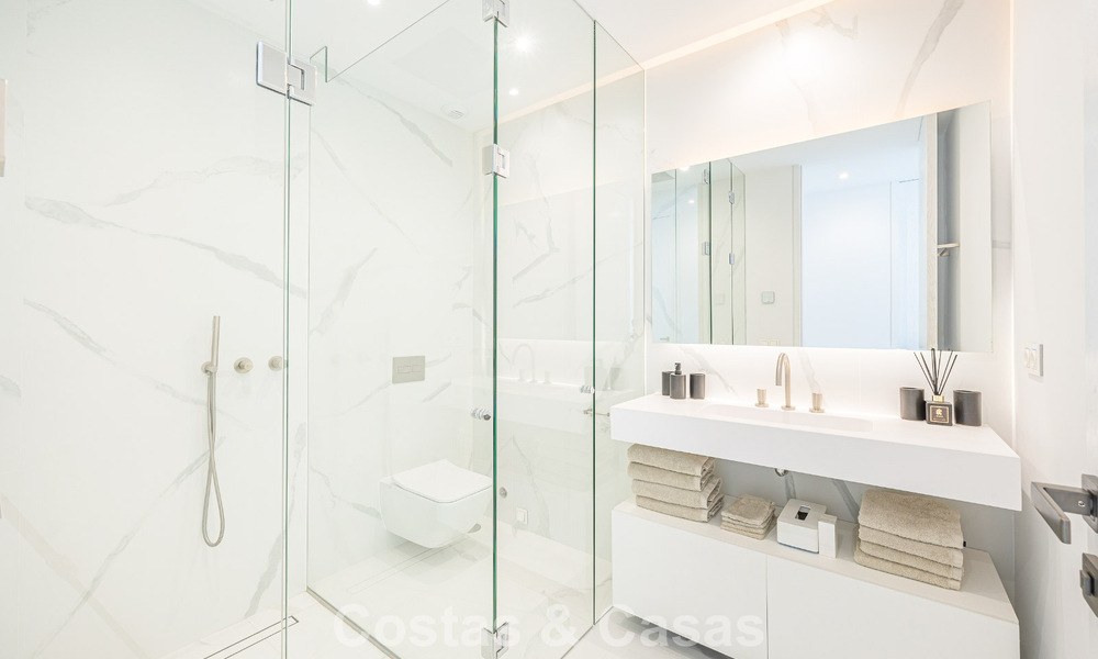 Sofisticado apartamento en venta con fenomenales vistas, en un exclusivo complejo en Marbella - Benahavis 58185