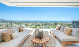 Sofisticado apartamento en venta con fenomenales vistas, en un exclusivo complejo en Marbella - Benahavis 58214 