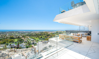 Sofisticado apartamento en venta con fenomenales vistas, en un exclusivo complejo en Marbella - Benahavis 58216 