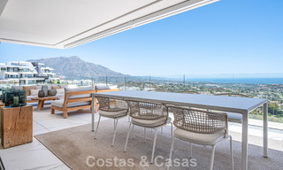 Sofisticado apartamento en venta con fenomenales vistas, en un exclusivo complejo en Marbella - Benahavis 58221 