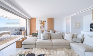 Sofisticado apartamento en venta con fenomenales vistas, en un exclusivo complejo en Marbella - Benahavis 58223 