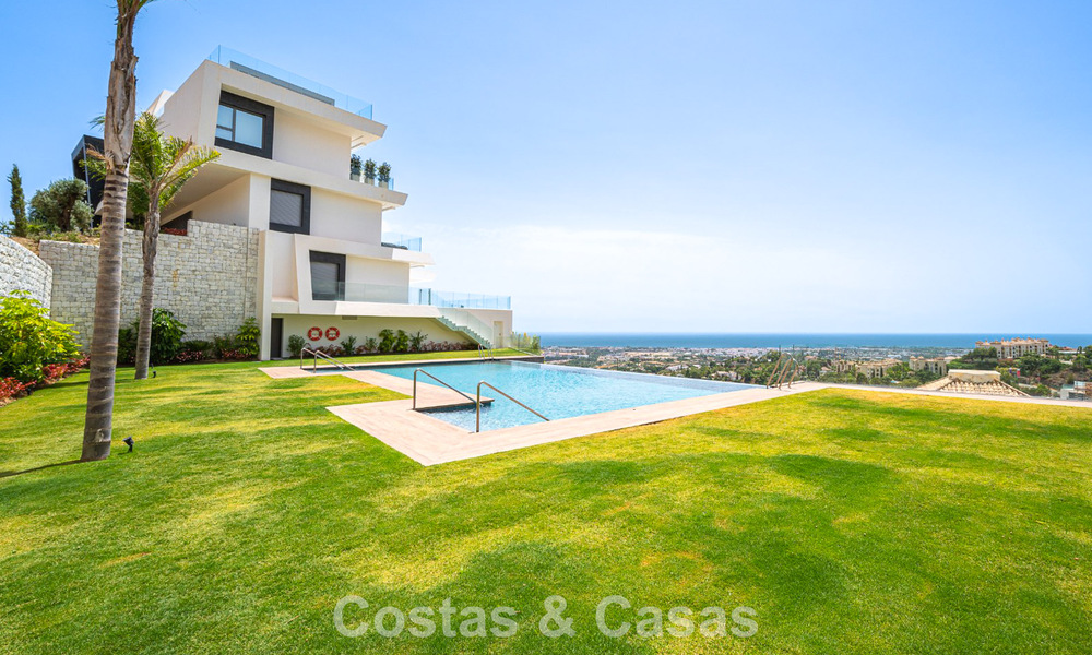 Sofisticado apartamento en venta con fenomenales vistas, en un exclusivo complejo en Marbella - Benahavis 58229
