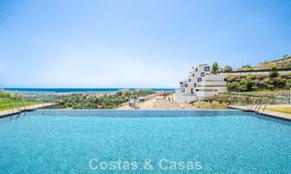 Sofisticado apartamento en venta con fenomenales vistas, en un exclusivo complejo en Marbella - Benahavis 58230 