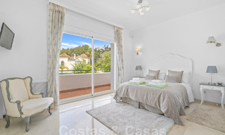 Villa de lujo en un estilo clásico español en venta en urbanización cerrada de golf de La Quinta, Marbella - Benahavis 58254 