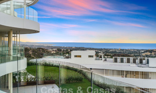 Prestigioso apartamento de lujo en venta con vistas panorámicas al mar, golf y montaña en Marbella - Benahavis 58437 