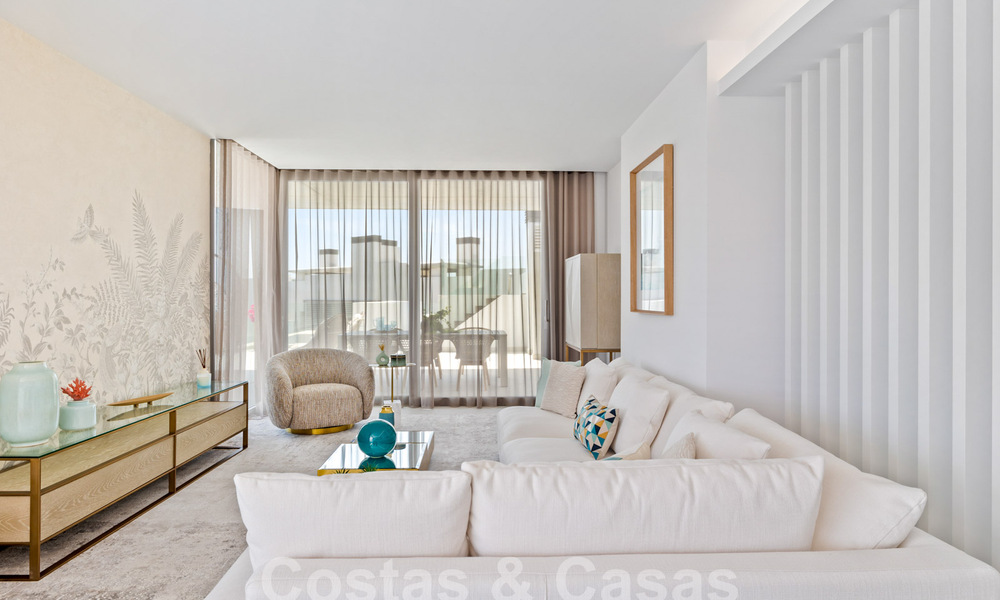 Ático moderno en venta, en un exclusivo resort de golf en las colinas de Marbella - Benahavis 58374