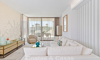 Ático moderno en venta, en un exclusivo resort de golf en las colinas de Marbella - Benahavis 58374 