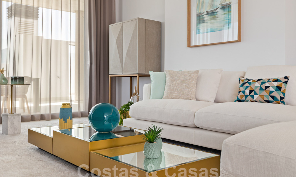 Ático moderno en venta, en un exclusivo resort de golf en las colinas de Marbella - Benahavis 58389