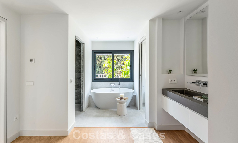 Villa mediterránea de lujo en venta en el corazón de Nueva Andalucía, Marbella 777715