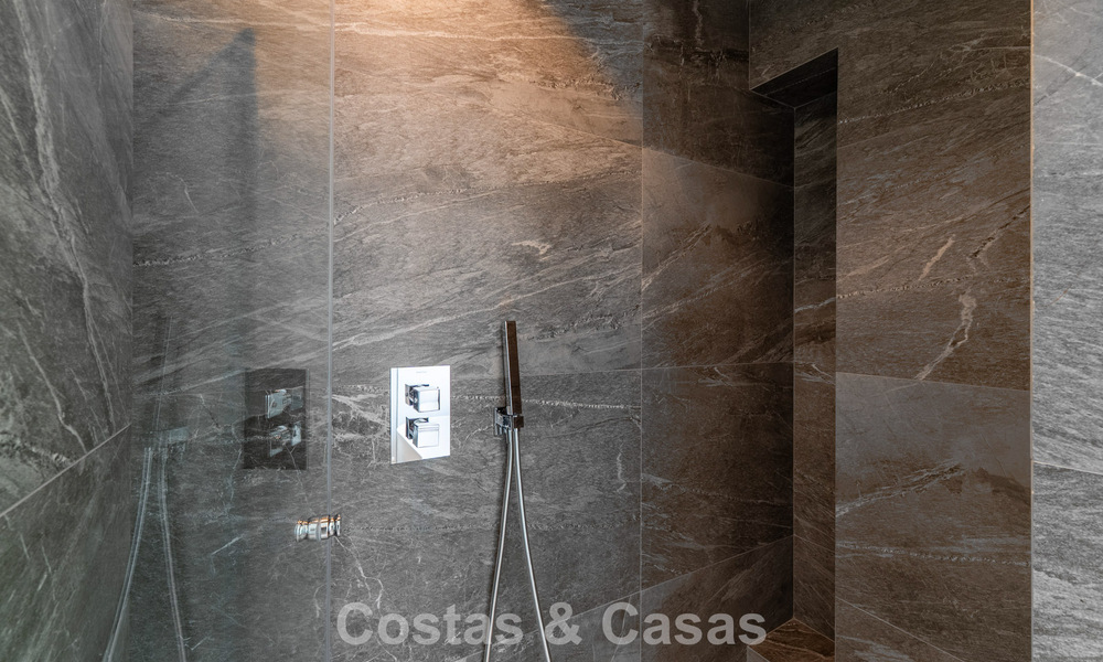 Villa mediterránea de lujo en venta en el corazón de Nueva Andalucía, Marbella 777719