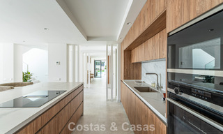 Villa mediterránea de lujo en venta en el corazón de Nueva Andalucía, Marbella 777751 