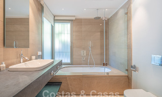 Villa mediterránea en venta a poca distancia de la playa en la Nueva Milla de Oro entre Marbella y Estepona 57925 