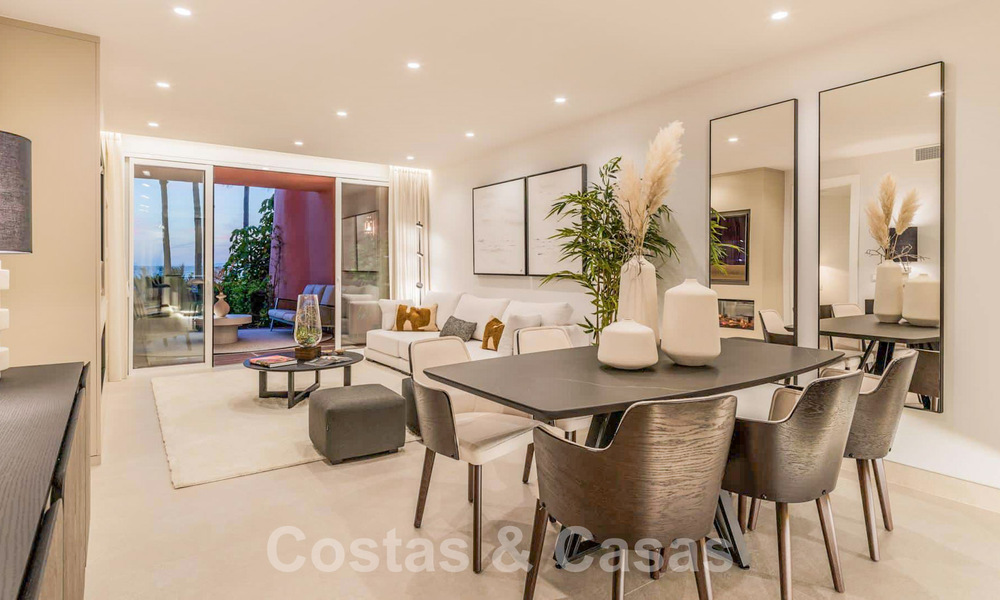 Apartamento con jardín en venta con vistas abiertas al mar en un emblemático complejo de playa en la Nueva Milla de Oro entre San Pedro y Estepona 57951