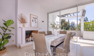 Amplia casa adosada en venta con vistas de 360°, junto a campo de golf en La Quinta golf resort, Marbella - Benahavis 57985 