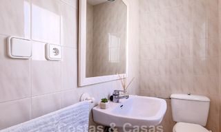 Amplia casa adosada en venta con vistas de 360°, junto a campo de golf en La Quinta golf resort, Marbella - Benahavis 57998 