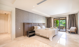 Lujoso apartamento en venta con piscina privada en complejo de alto standing en Nueva Andalucia, Marbella 58062 
