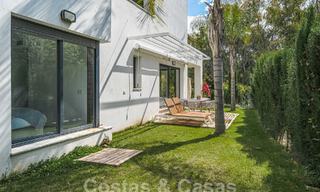 Moderno apartamento con jardín en venta con 3 dormitorios en un complejo cerrado en la Milla de Oro de Marbella 58573 