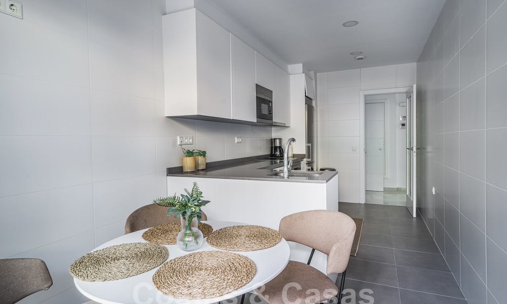 Moderno apartamento con jardín en venta con 3 dormitorios en un complejo cerrado en la Milla de Oro de Marbella 58575