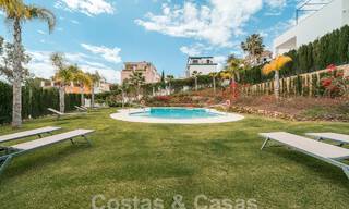 Moderno apartamento con jardín en venta con 3 dormitorios en un complejo cerrado en la Milla de Oro de Marbella 58577 