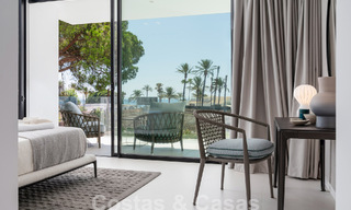 Villa de lujo modernista en venta a un paso de la playa y de todos los servicios en San Pedro, Marbella 58631 