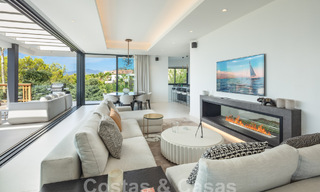 Prestigiosa y moderna villa de lujo en venta con impresionantes vistas al mar en urbanización cerrada en Marbella - Benahavis 58713 