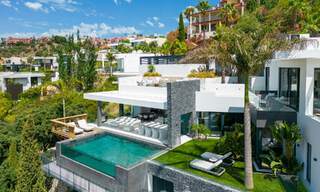 Prestigiosa y moderna villa de lujo en venta con impresionantes vistas al mar en urbanización cerrada en Marbella - Benahavis 58726 