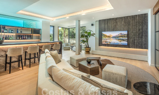 Prestigiosa y moderna villa de lujo en venta con impresionantes vistas al mar en urbanización cerrada en Marbella - Benahavis 58730 