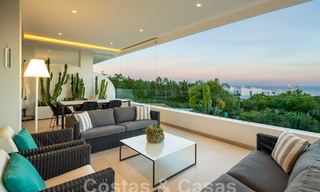 Moderno ático en venta con fenomenales vistas al mar en la exclusiva Sierra Blanca en Marbella 58749 