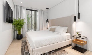 Villa de lujo en venta, lista para entrar a vivir, a poca distancia de Puerto Banús y de la playa en San Pedro, Marbella 59037 