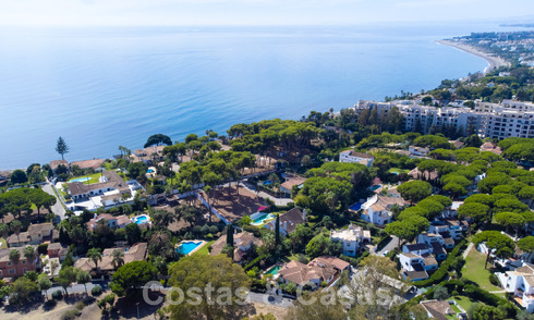 Villa tradicional de una sola planta en venta, cerca de la playa en la Nueva Milla de Oro, Marbella - Estepona 58878