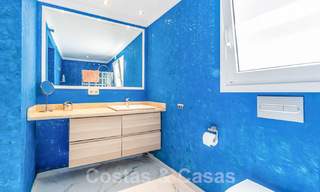 Villa en venta con gran jardín cerca de servicios en Marbella Este 58935 