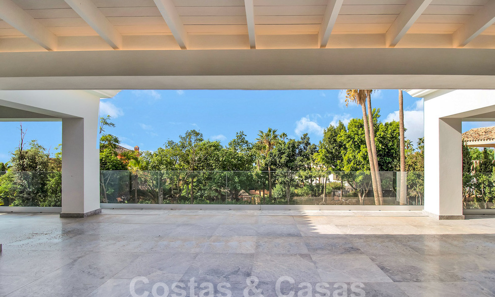 Moderna villa mediterránea de lujo lista para entrar a vivir en venta en Sierra Blanca, en la Milla de Oro de Marbella 58964