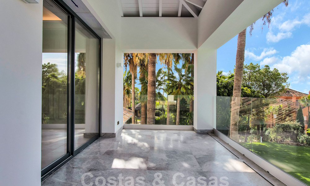 Moderna villa mediterránea de lujo lista para entrar a vivir en venta en Sierra Blanca, en la Milla de Oro de Marbella 58965