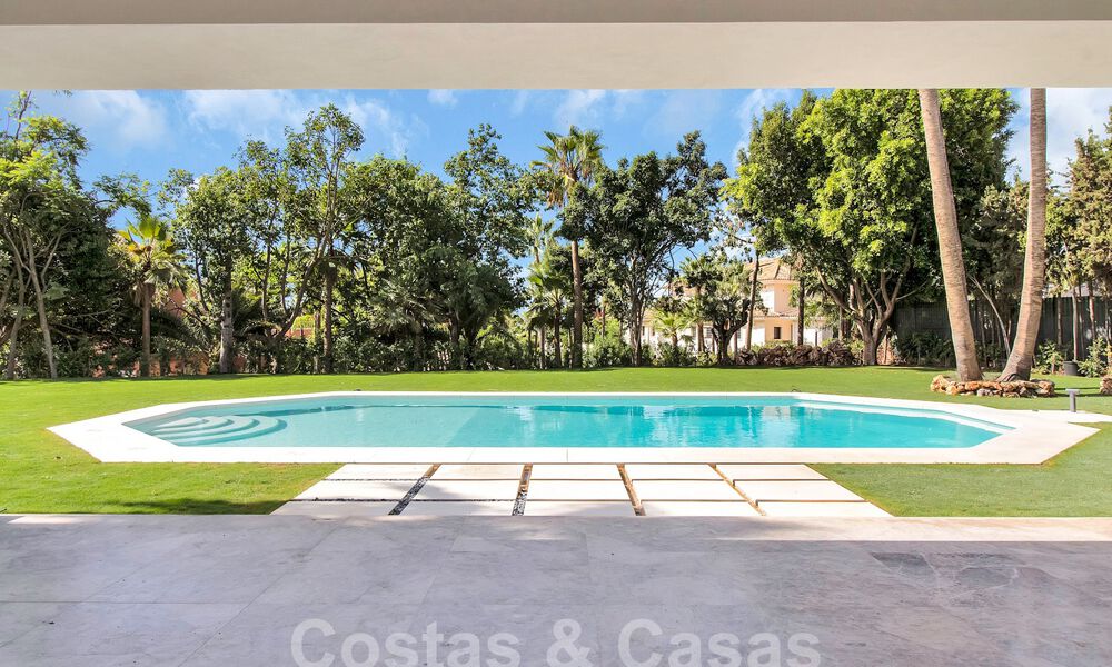 Moderna villa mediterránea de lujo lista para entrar a vivir en venta en Sierra Blanca, en la Milla de Oro de Marbella 58983