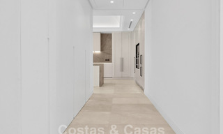 Moderna villa mediterránea de lujo lista para entrar a vivir en venta en Sierra Blanca, en la Milla de Oro de Marbella 59001 