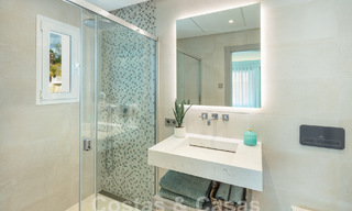 Villa de lujo mediterránea con vistas panorámicas al mar en venta en el valle del golf de Nueva Andalucia en Marbella 59112 