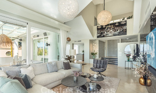 Villa de lujo mediterránea con vistas panorámicas al mar en venta en el valle del golf de Nueva Andalucia en Marbella 59120 