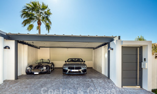 Villa de lujo mediterránea con vistas panorámicas al mar en venta en el valle del golf de Nueva Andalucia en Marbella 59132 