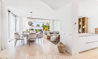 Moderna villa de lujo en venta a poca distancia de la playa y del centro de San Pedro, Marbella 59198 